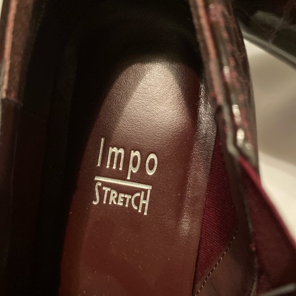 Gorgeous NEW Impo Stretch Brown Bordeaux Crocodile Embossed 3” Heel size 9 1/2” - Picture 6 of 11